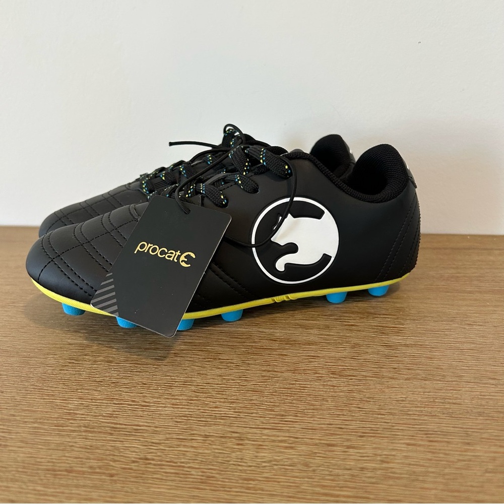 Puma Procat Speed Force Soccer Cleats - Youth Size 3 - Black/White - NWT